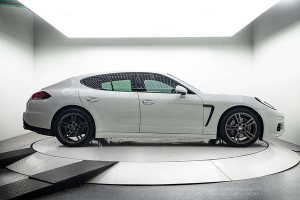 2014 Porsche Panamera 970