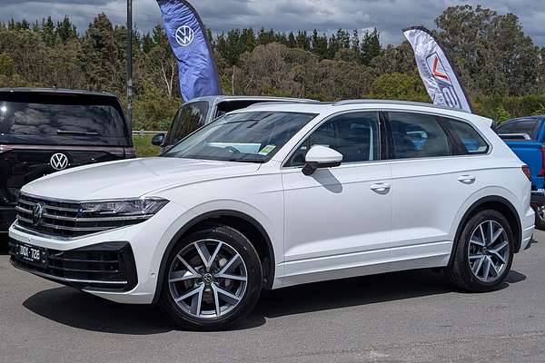 2025 Volkswagen Touareg 210TDI Elegance RC