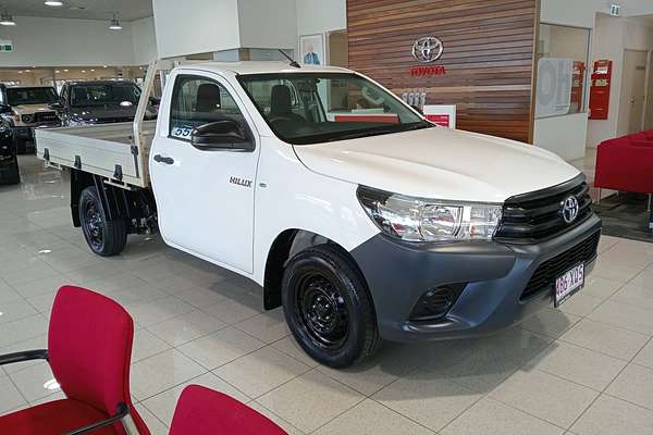 2017 Toyota Hilux Workmate TGN121R Rear Wheel Drive