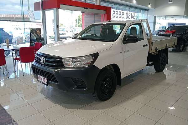 2017 Toyota Hilux Workmate TGN121R Rear Wheel Drive
