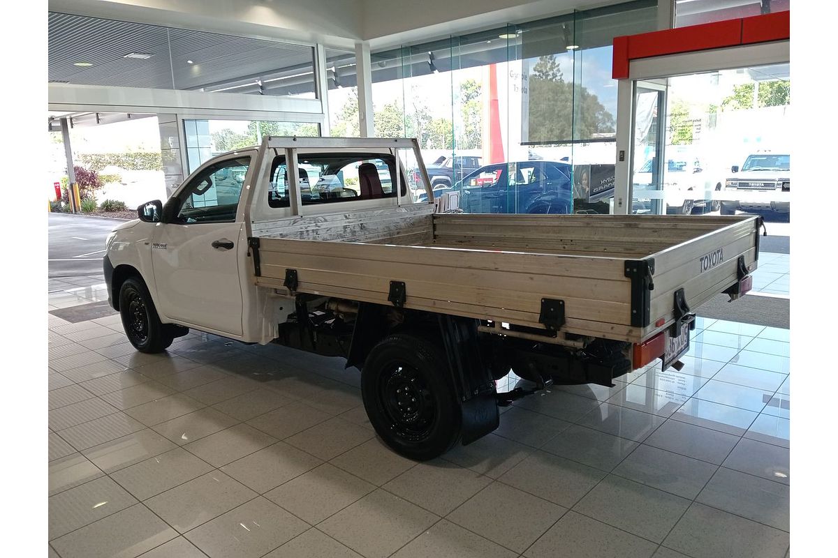 2017 Toyota Hilux Workmate TGN121R Rear Wheel Drive