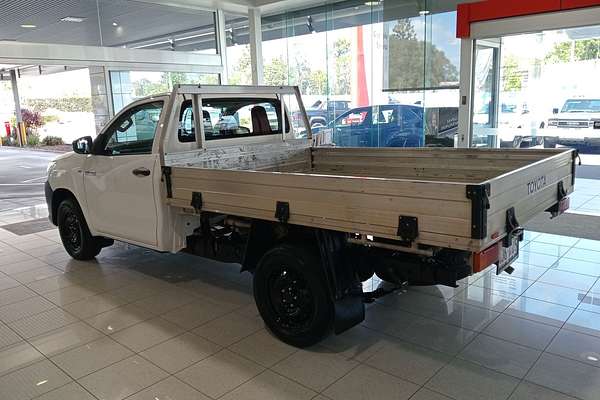 2017 Toyota Hilux Workmate TGN121R Rear Wheel Drive