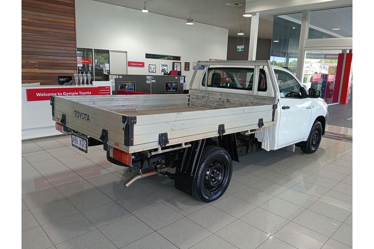 2017 Toyota Hilux Workmate TGN121R Rear Wheel Drive
