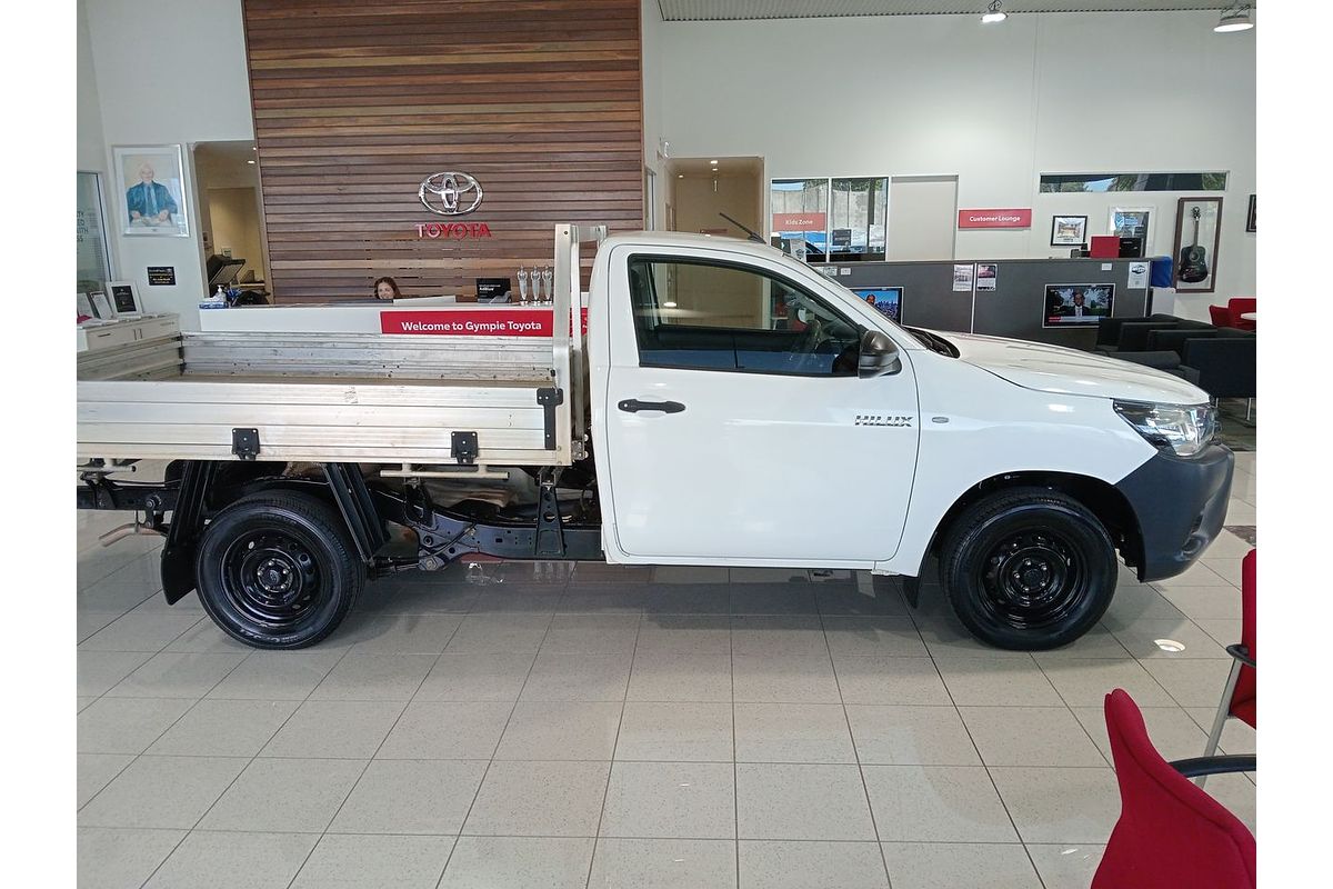 2017 Toyota Hilux Workmate TGN121R Rear Wheel Drive