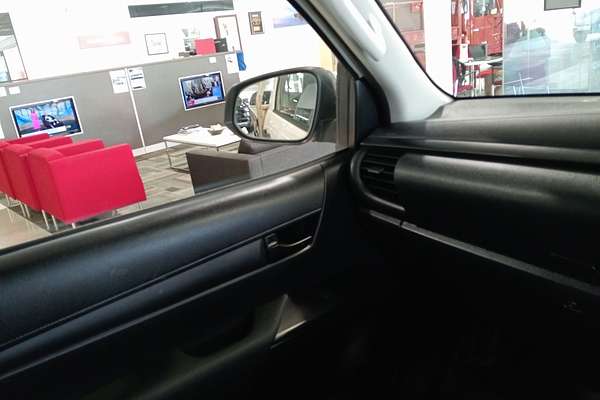 2017 Toyota Hilux Workmate TGN121R Rear Wheel Drive
