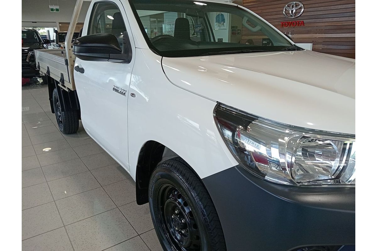 2017 Toyota Hilux Workmate TGN121R Rear Wheel Drive