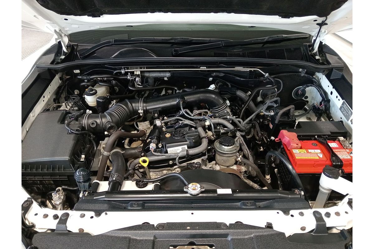 2017 Toyota Hilux Workmate TGN121R Rear Wheel Drive