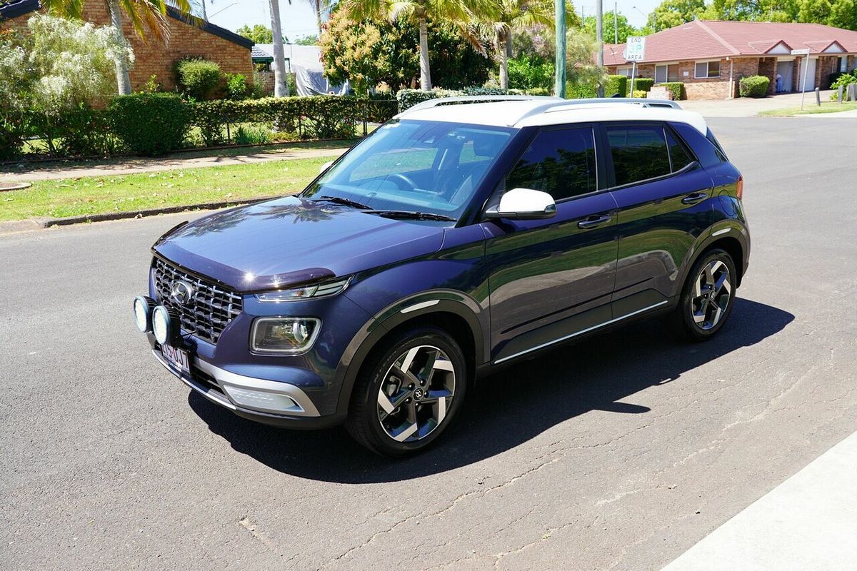 2022 Hyundai Venue Elite (denim) Two-Tone Roof QX.V4