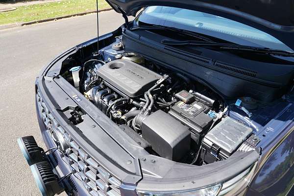 2022 Hyundai Venue Elite (denim) Two-Tone Roof QX.V4