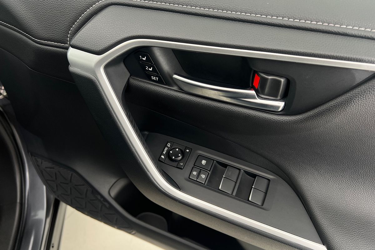 2021 Toyota RAV4 Cruiser AXAH52R