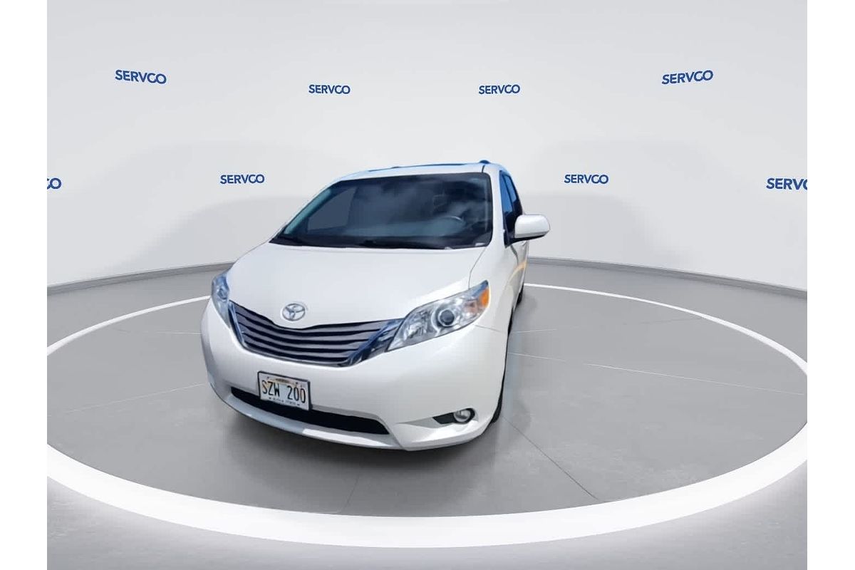 2017 Toyota SIENNA XLE