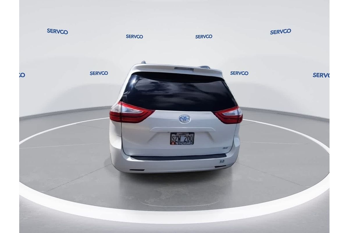 2017 Toyota SIENNA XLE