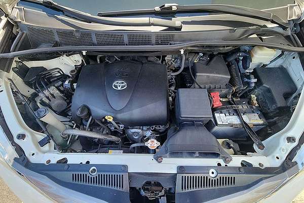 2017 Toyota SIENNA XLE