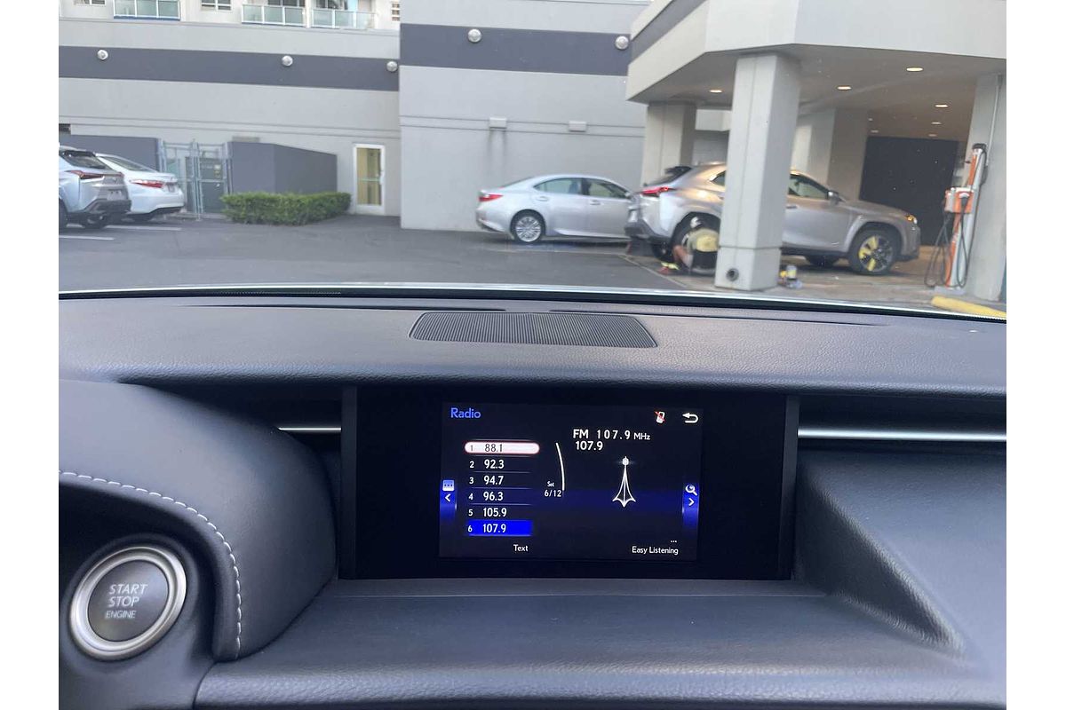 2016 Lexus IS