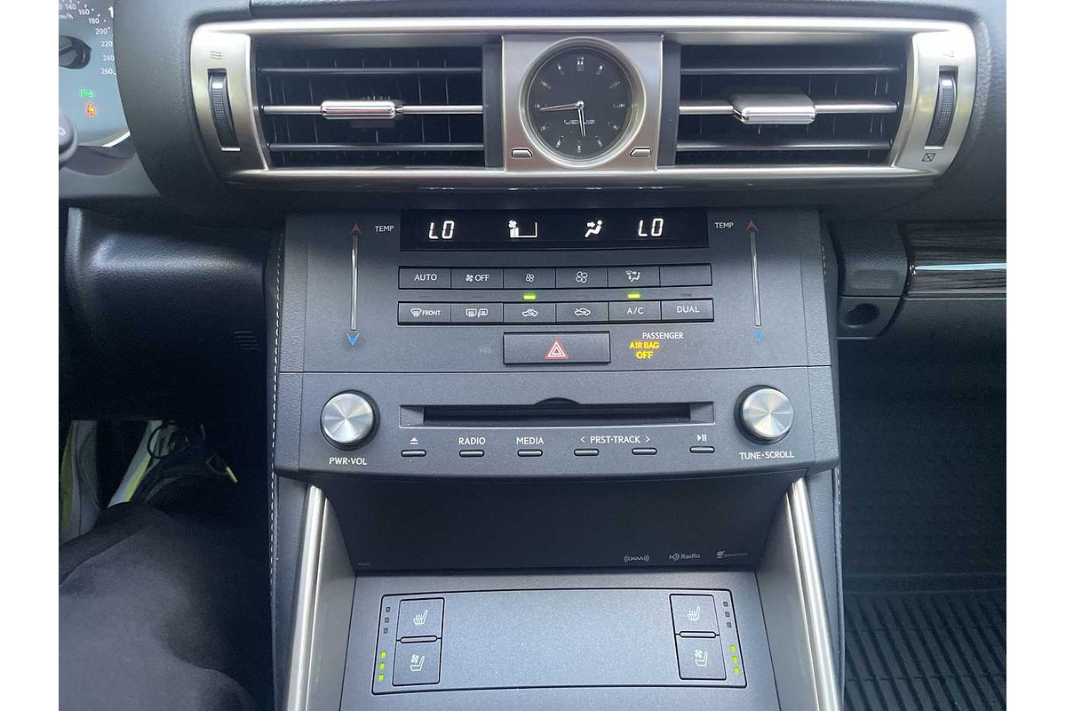 2016 Lexus IS