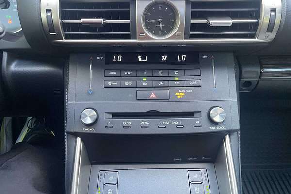 2016 Lexus IS