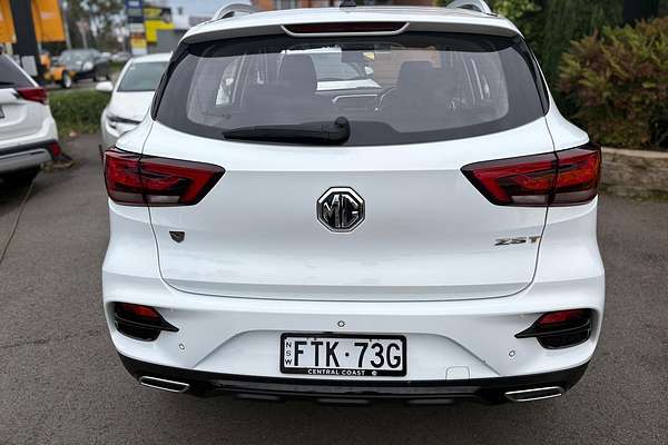 2021 MG ZS Essence AZS1