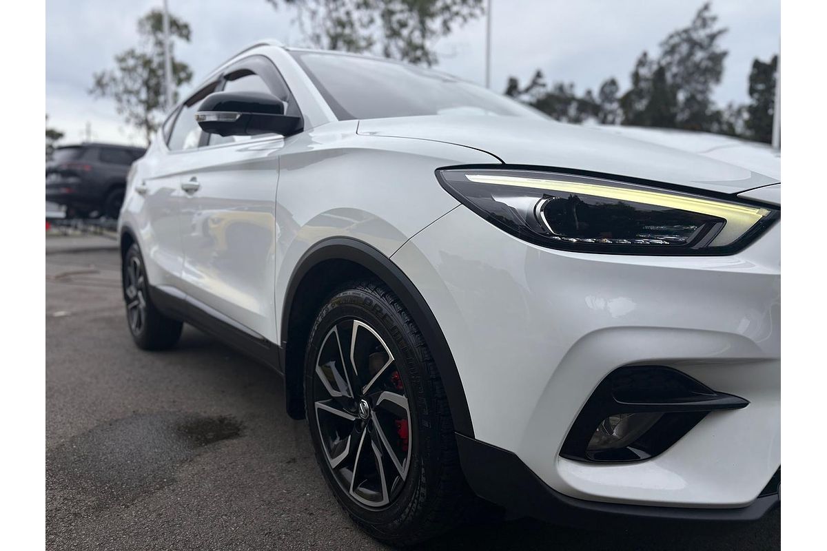 2021 MG ZS Essence AZS1