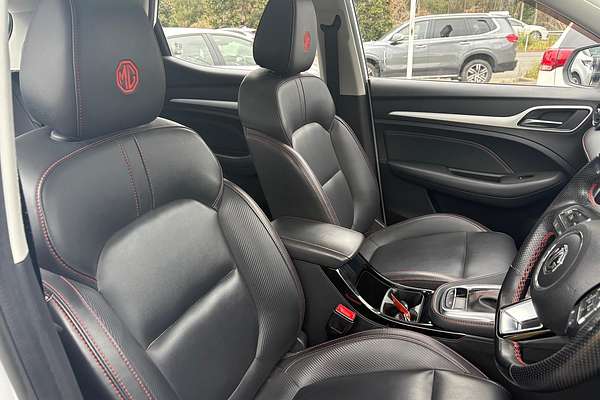 2021 MG ZS Essence AZS1