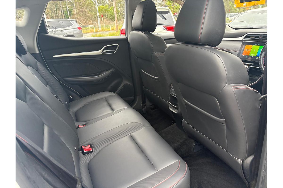 2021 MG ZS Essence AZS1