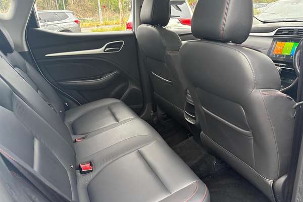 2021 MG ZS Essence AZS1