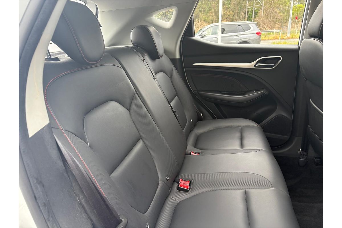 2021 MG ZS Essence AZS1