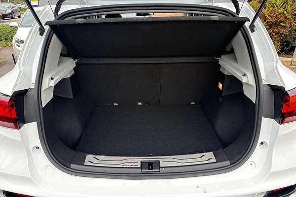 2021 MG ZS Essence AZS1