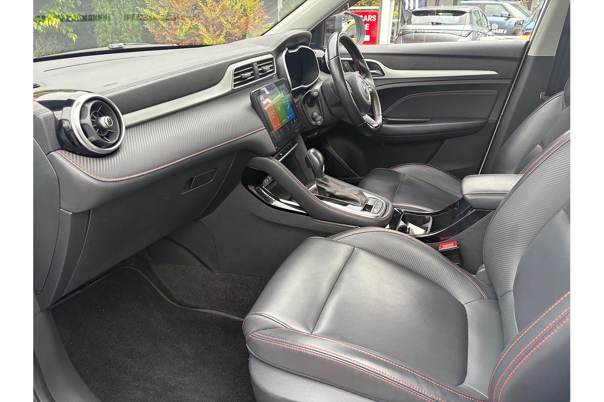 2021 MG ZS Essence AZS1