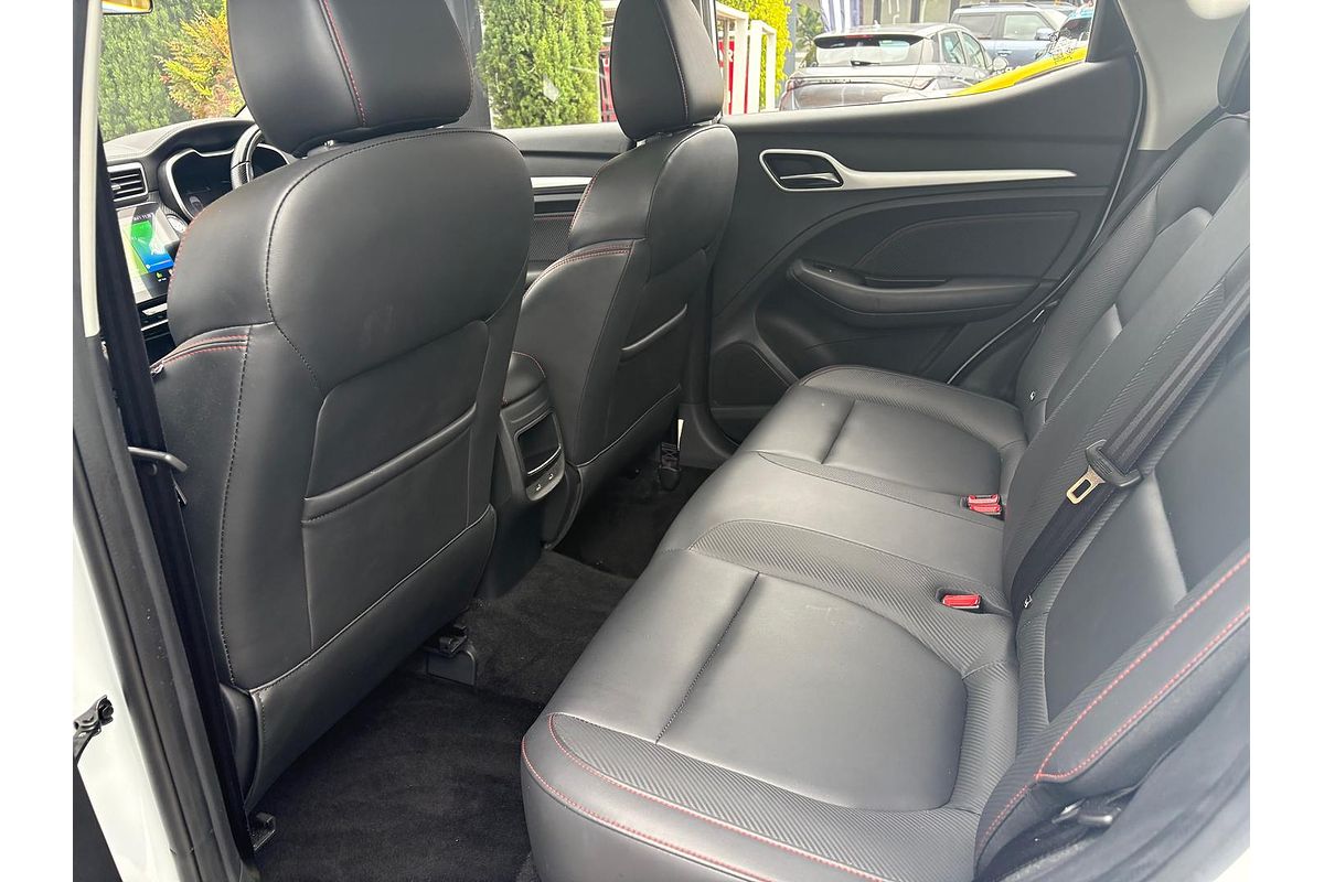 2021 MG ZS Essence AZS1