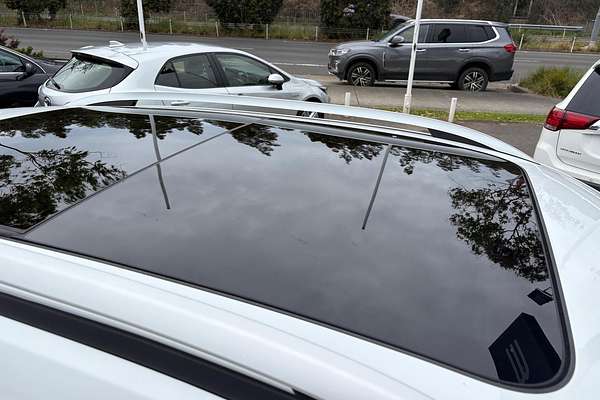 2021 MG ZS Essence AZS1