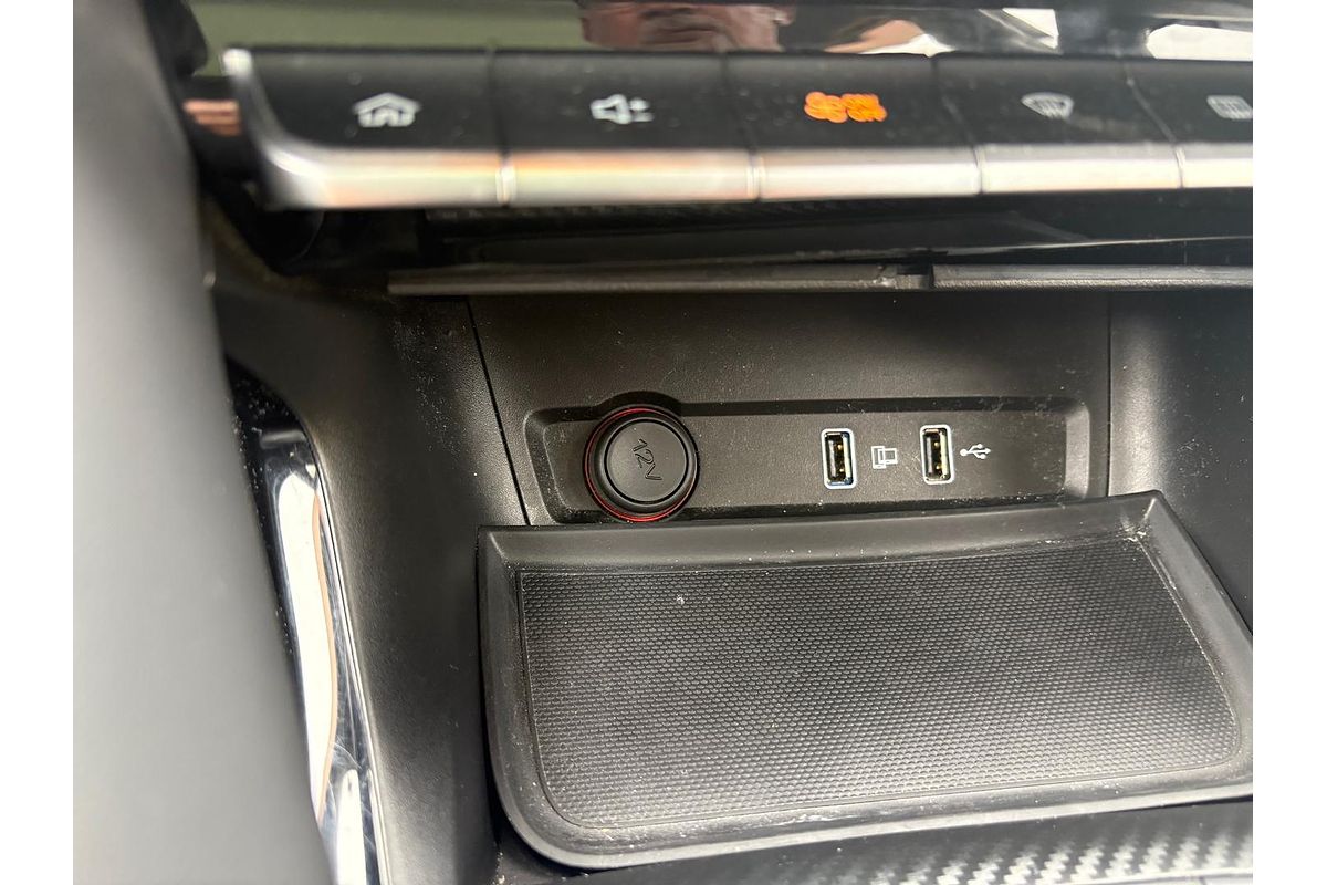 2021 MG ZS Essence AZS1