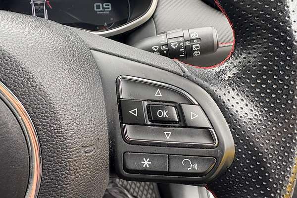 2021 MG ZS Essence AZS1