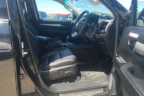 2022 Toyota Hilux SR5 GUN126R 4X4