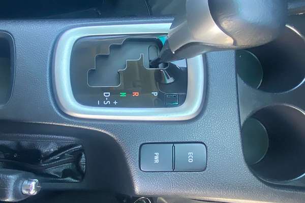 2022 Toyota Hilux SR5 GUN126R 4X4