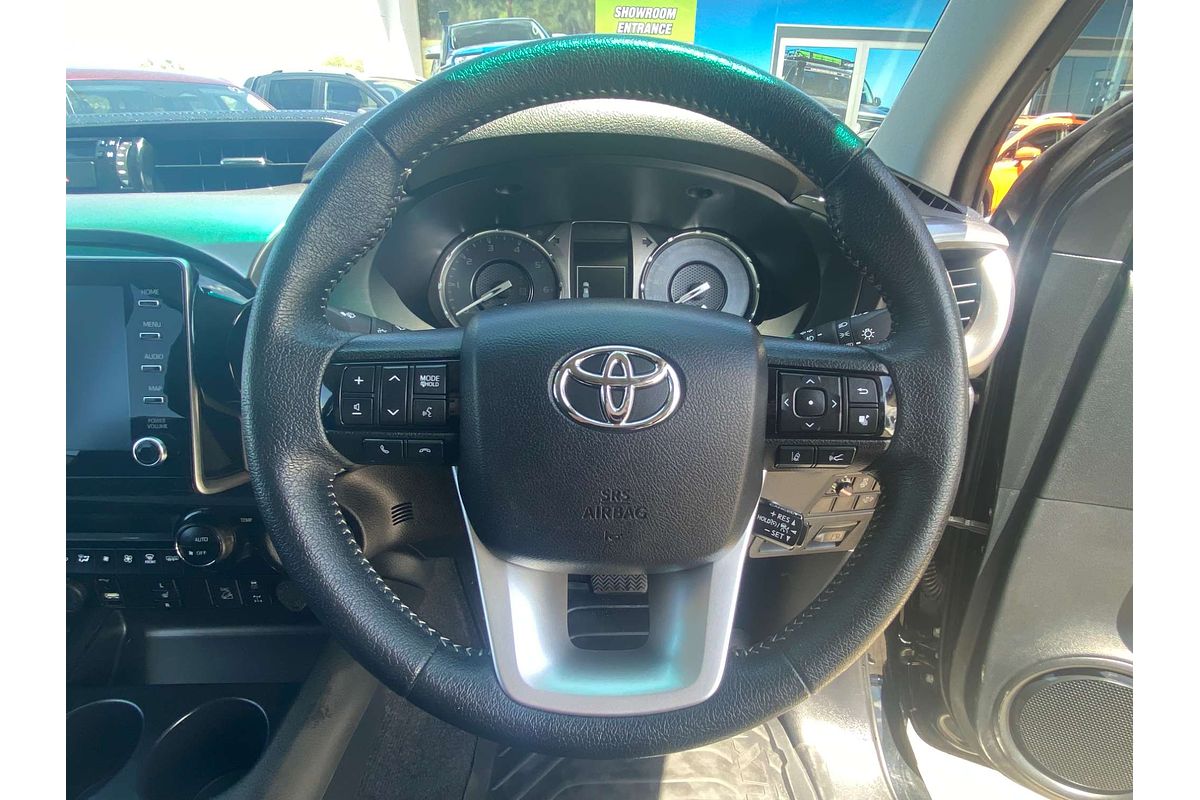 2022 Toyota Hilux SR5 GUN126R 4X4