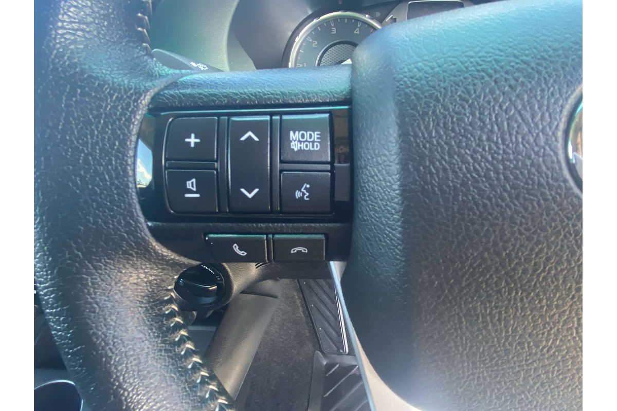 2022 Toyota Hilux SR5 GUN126R 4X4