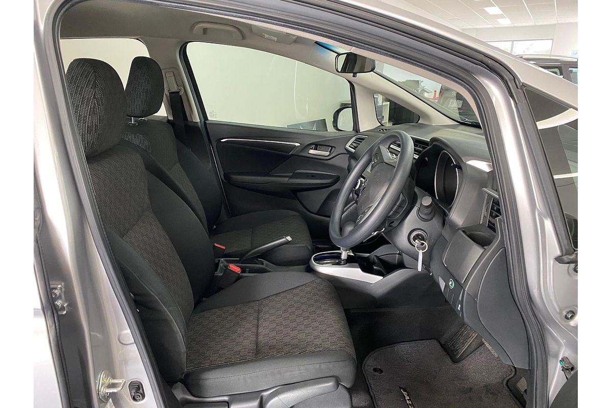 2016 Honda Jazz VTi GF