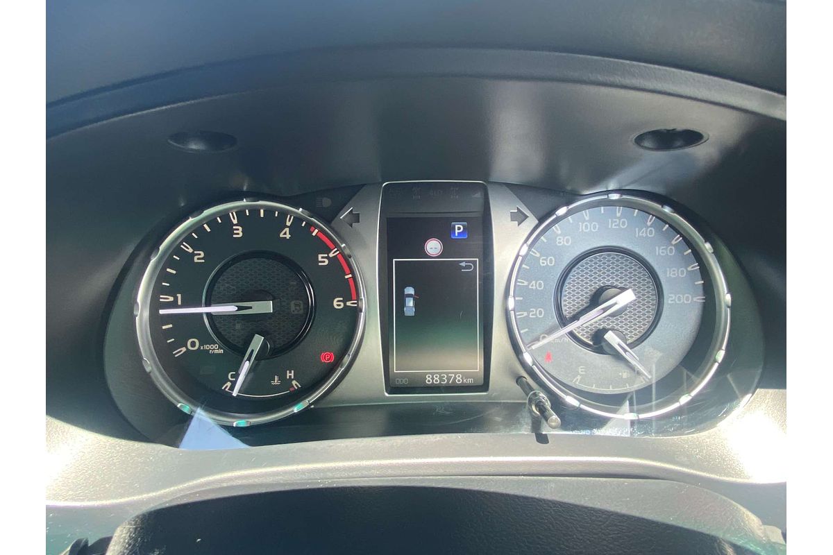 2022 Toyota Hilux SR5 GUN126R 4X4