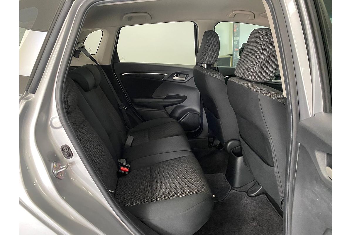 2016 Honda Jazz VTi GF