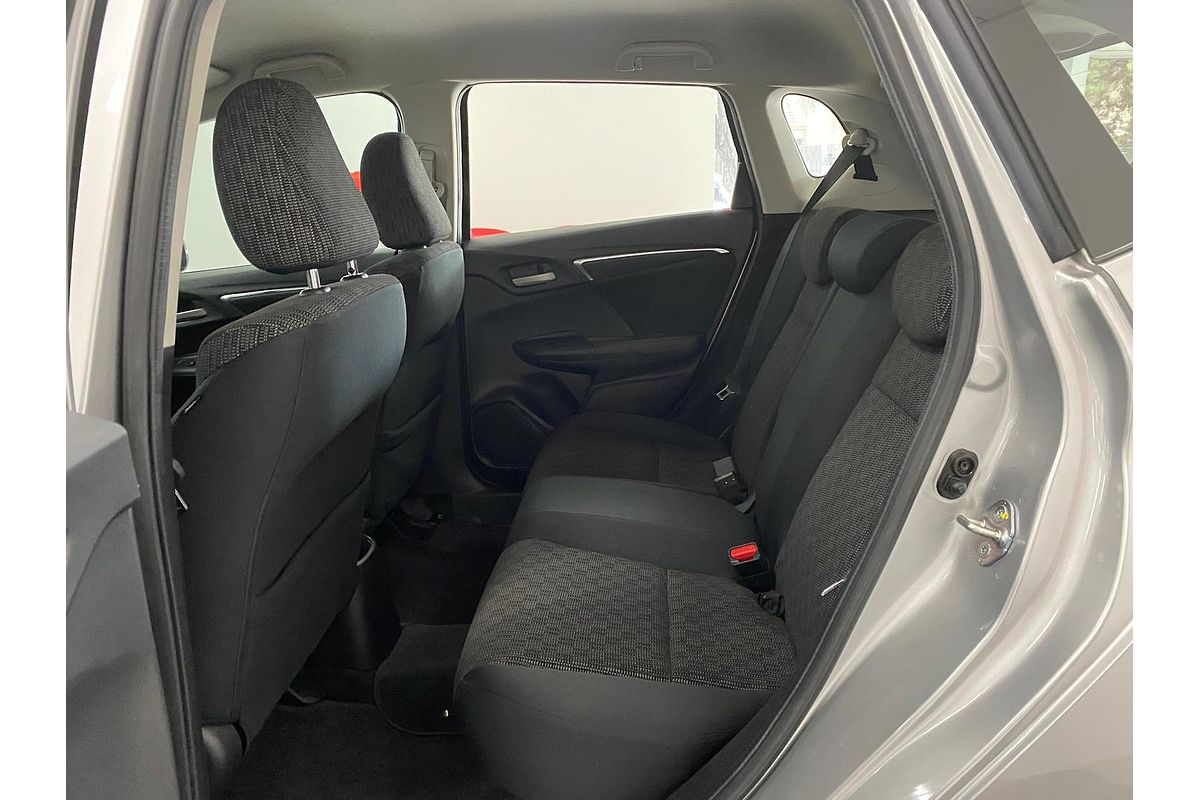 2016 Honda Jazz VTi GF