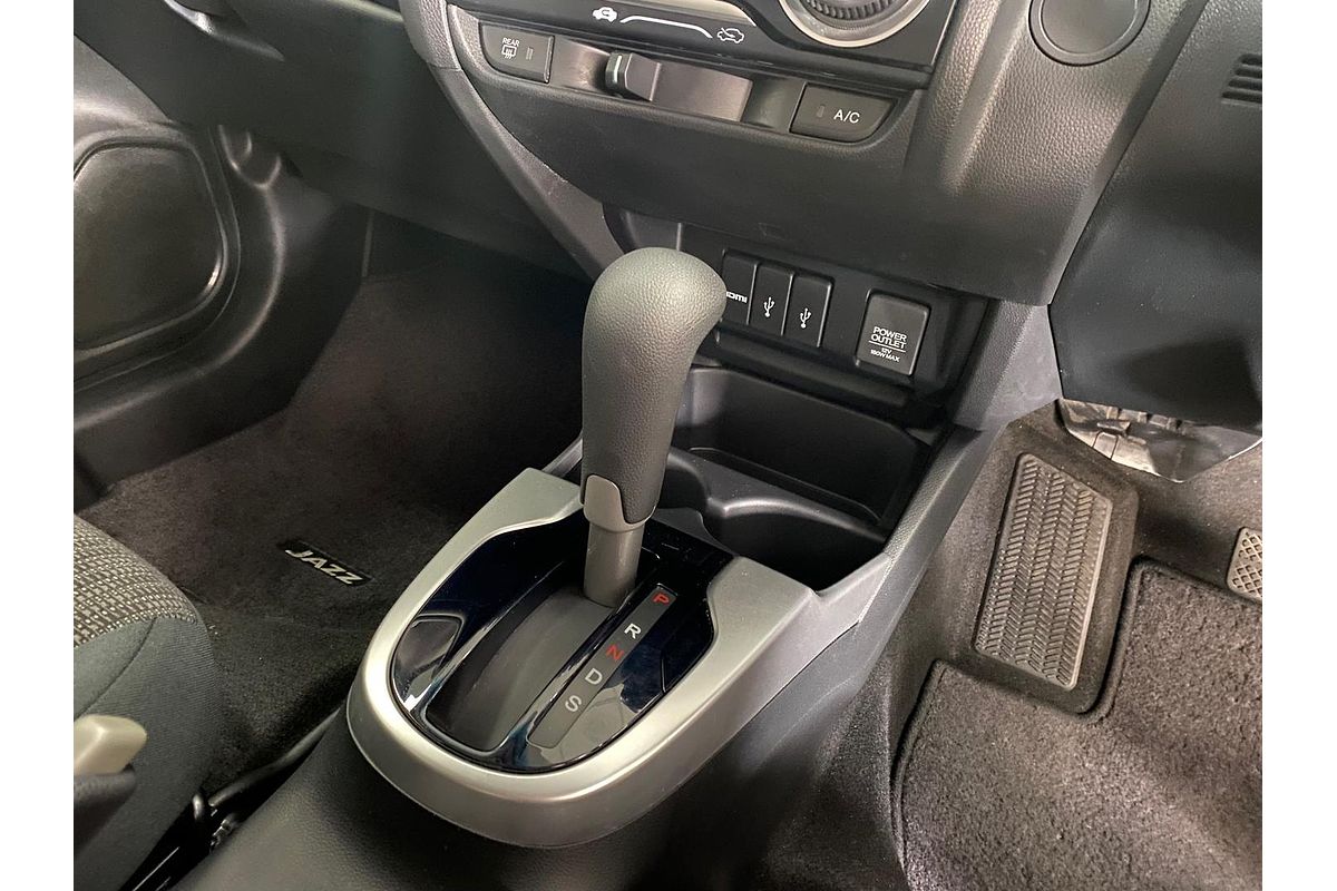 2016 Honda Jazz VTi GF