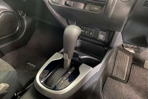2016 Honda Jazz VTi GF