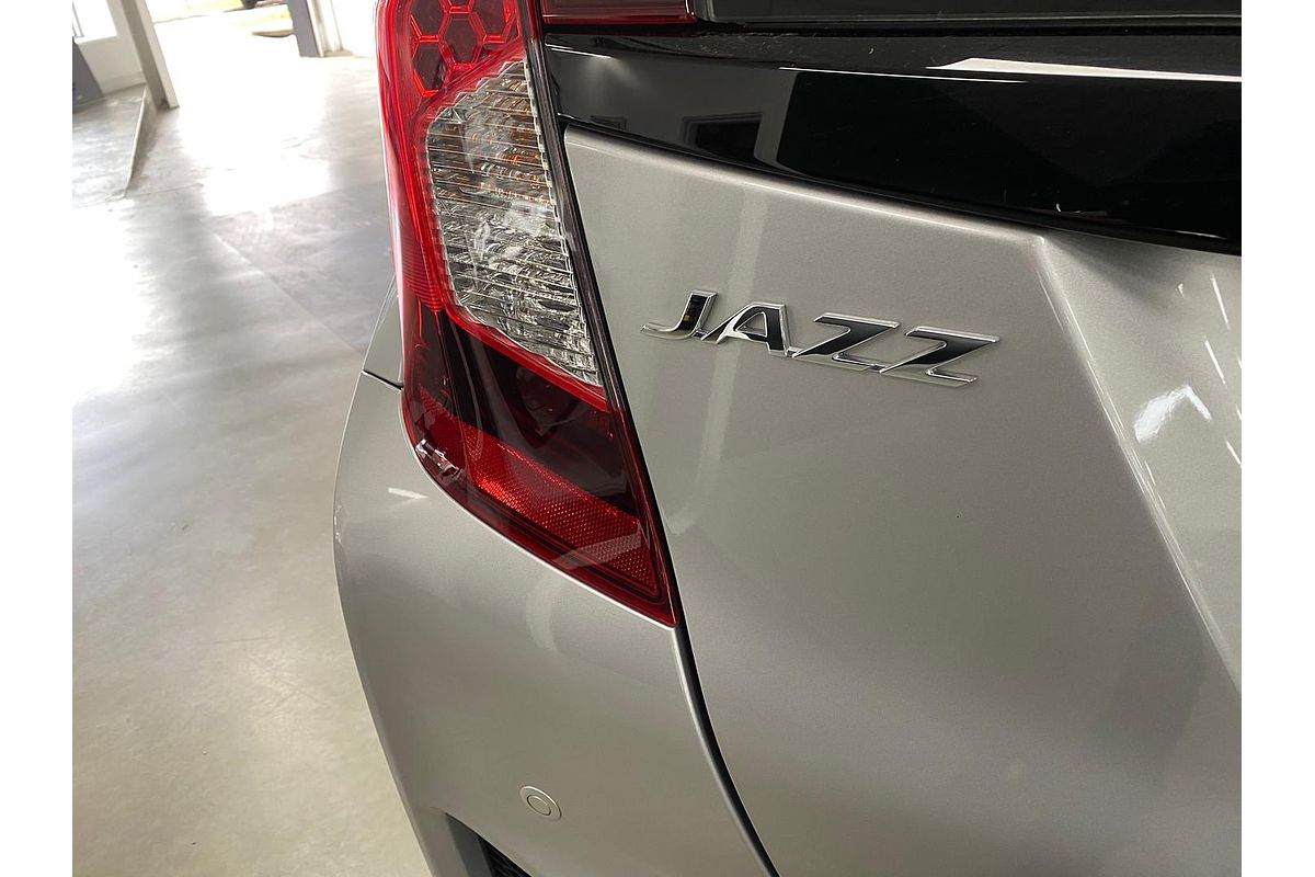 2016 Honda Jazz VTi GF