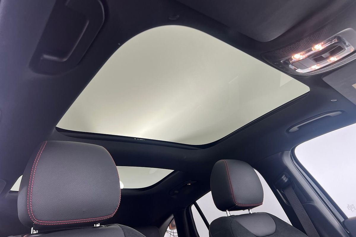 2023 Mercedes-Benz GLA-Class GLA200 H247