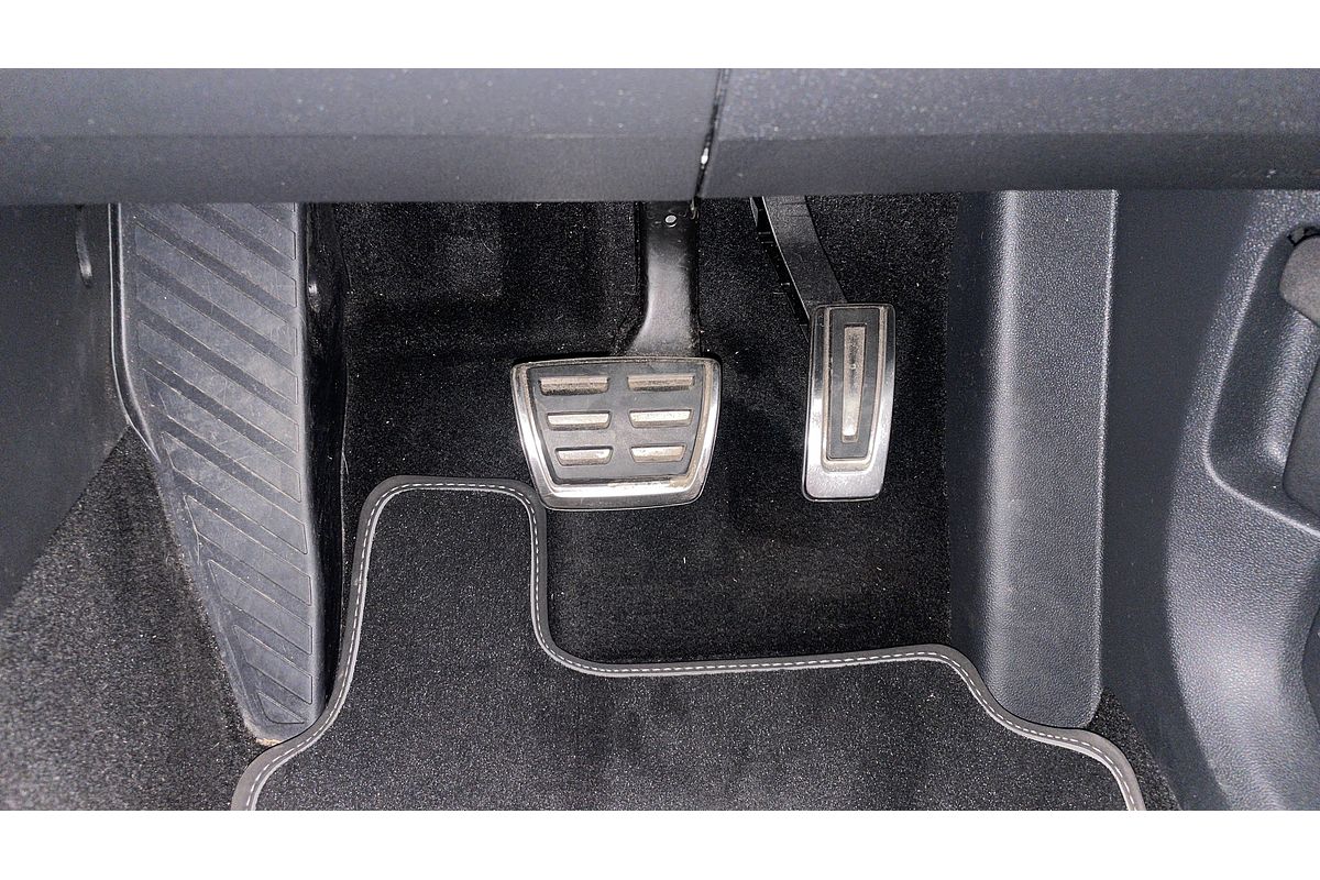 2021 Volkswagen Tiguan 162TSI R-Line 5N