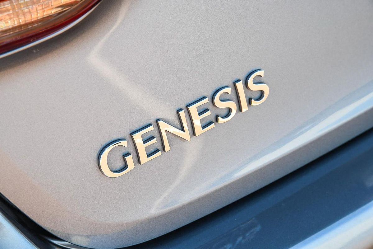 2015 Hyundai Genesis Sensory Pack DH
