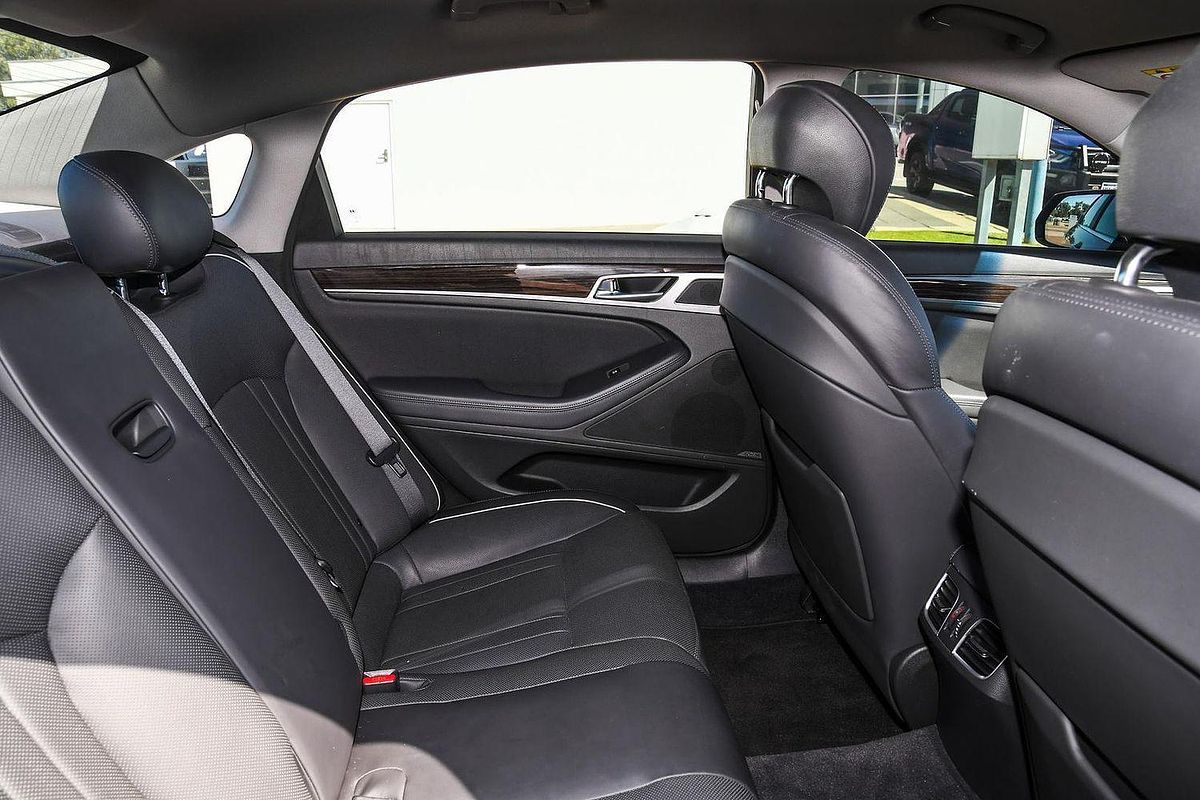 2015 Hyundai Genesis Sensory Pack DH