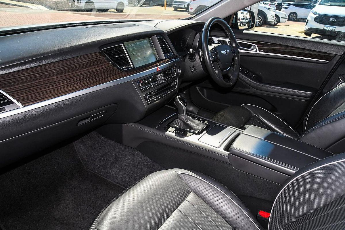 2015 Hyundai Genesis Sensory Pack DH