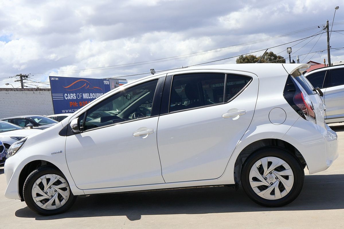 2020 Toyota Prius C NHP10R
