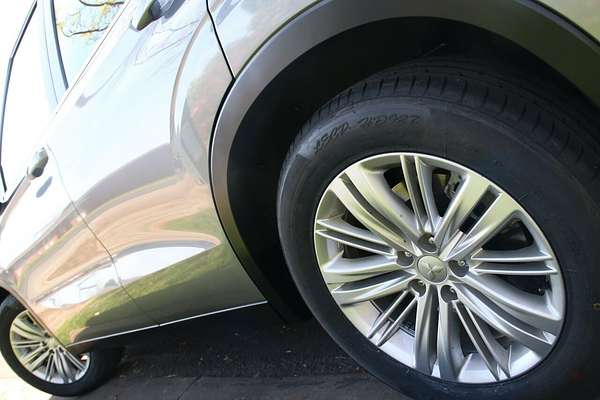 2022 Mitsubishi Outlander ES ZM